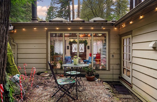 La Honda Cabin | Pacific Coast Redwoods Cabin for Family