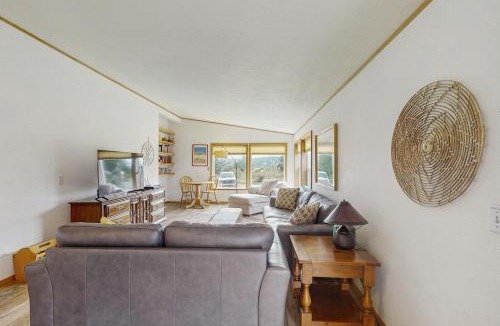 Loleta House | Pacific View Escape