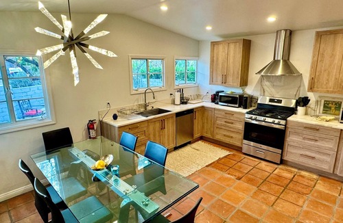 Warm Sands House | Palm Springs Desert Jewel "Camino Tranquilo" You deserve a desert retreat!