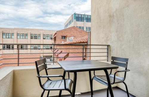 Pasadena Apartment | Pasadena 1br w gym pool nr Colorado Ave LAX-858