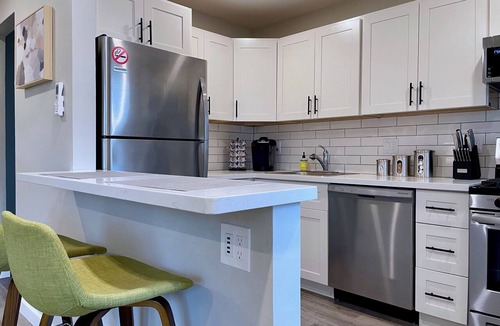 Walnut Creek Apartment | Patio, Fire Pit, and Downtown Walnut Creek