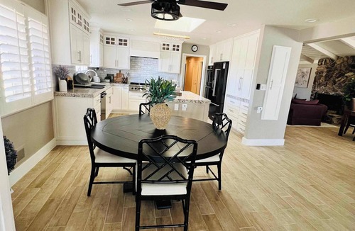 Stanislaus County House | Patterson House: Heated Pool, Hot Tub, Game Room, Golf, Basektball