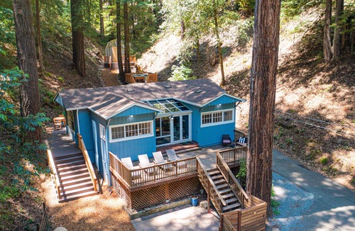 Rio Nido House | Peaceful Cottage (w/hot tub & sauna) Short Walk to River