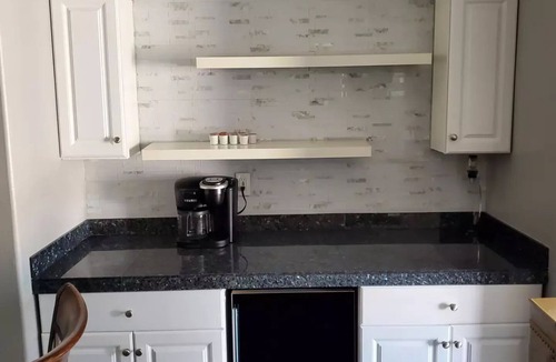 Coachella House | Peaceful Home - 7 minutes from empire polo club