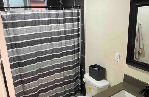North Long Beach Apartment | Peaceful, spacious and serene studio unit in Long Beach