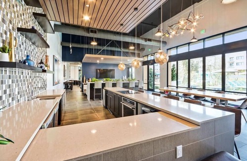 Menlo Park Apartment | Pets Are Welcome | 1BR w/Pet Spa