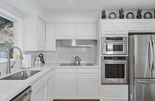 Point Loma House | Point Loma 4 Bedroom|Skyline Views + Family-Ready