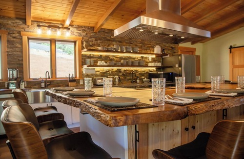 Sonora Cottage | Private 40-acre retreat with creek, swimming hole, hot tub, fire pit, sleeps 19, dog-friendly, near golf & casinos.