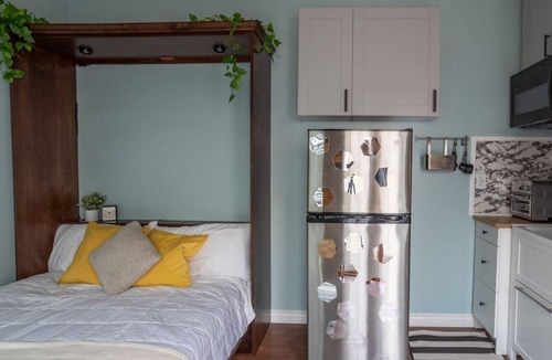 Ocean Beach House | Private Studio 3 Blocks to Beach