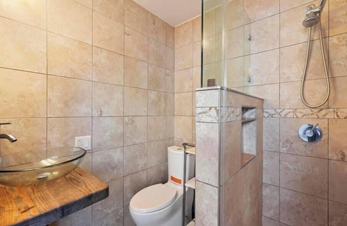 Ocean Beach House | Private Studio 3 Blocks to Beach
