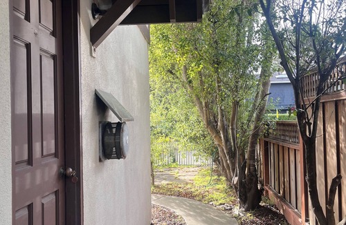 Half Moon Bay Apartment | Private studio located near downtown Half Moon Bay