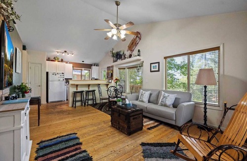 Tuolumne Cabin | Quiet 2-Bedroom Forest Cabin Near Yosemite | Private Retreat Upgrades