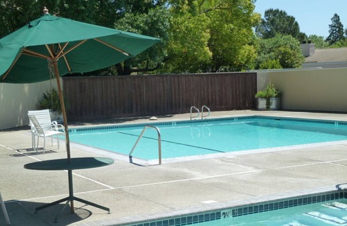 St. Helena Condo | Quiet, private wine country retreat - super walkable!