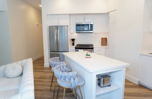 East Village Apartment | Rare Find: Expansive Luxury 3-Bedroom Haven in the Middle of Downtown San Diego