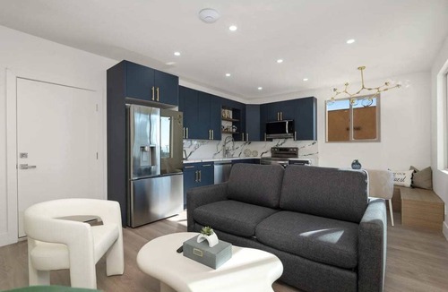 Bankers Hill Apartment | Refined Retreat in Banker's Hill
