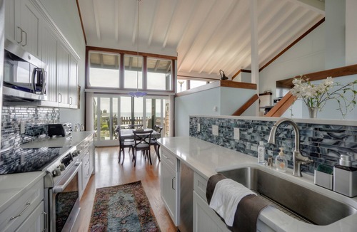 Castroville House | Refreshed Oceanfront Beach House with two Master Suites
