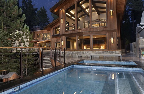 Skyland House | RENTING FOR SUMMER The Legendary Villa Harrah w/Himalayan Salt Spa & Much More!