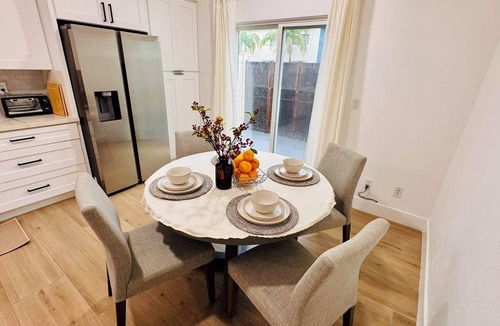 Fountain Valley Condo | Resort-Style Condo in Gated Community near 6-8 Water Polo Academy, Disney, Beach