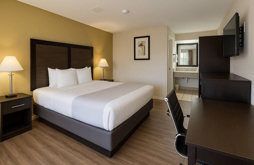 El Cajon Hotel | Rodeway Inn El Cajon - San Diego East