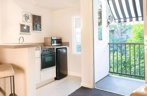 Norma Triangle Hotel | Rooftop Lounge & Tennis Court, Pool, Near Sunset Strip & Metro Access