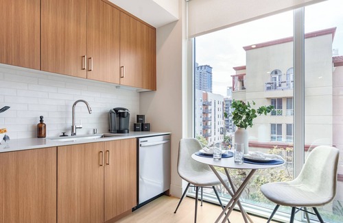 Downtown San Diego Apartment | Rooftop Spa + Pool | Fitness Center | Prime Little Italy | Ancora by AvantStay