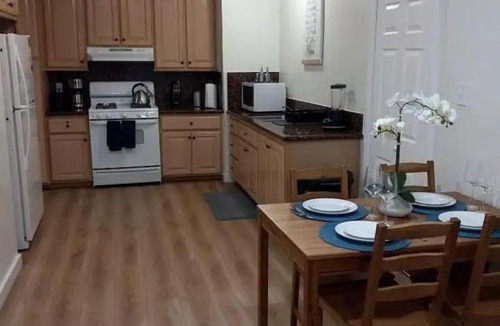 Rialto House | "Sage-3" Beautiful, comfortable 3 bedroom home in Rialto with AC and laundry