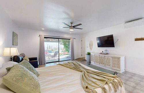 Desert Hot Springs House | Saguaro Gardens desert retreat on 5 acres with pool, pool spa, & casita