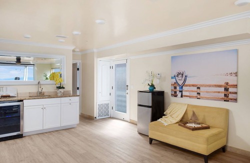 South Oceanside House | Sand, Sun, Serenity P1111-23