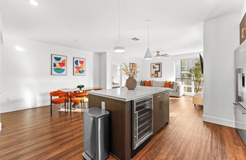 Marina del Rey Apartment | Sapphire Marina' Marina Side Private Balcony Amazing Amenities Pool, Gym Jacuzzi