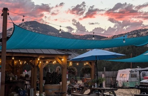 Squaw Valley House | Savannah-Winery Yurt Near Sequoia & Kings Canyon