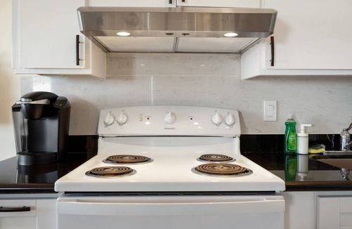 Pacifica Apartment | Scenic 2BR Mountain Retreat with Private Deck