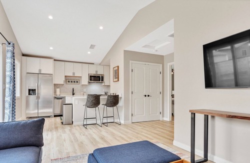 Carlsbad Village House | Sea Star Cottage in the Village - 10 min walk to beach!
