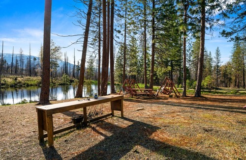 North Fork House | Sequoia Dome with Star-port