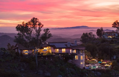 Escondido House | Sky Candy Estate - Sunrise+Sunset Views, Pool, Spa