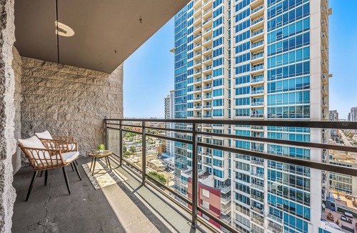 Civic Core Apartment | Skyline Haven by Luxera City Views Pickleball Parking Gaslamp Balboa