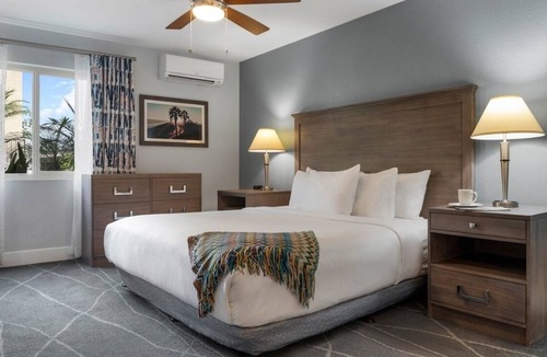 Anaheim Resort Resort | Spacious, 2-bedroom condo with full kitchen, AC, Wifi, gym, pools and hot tub.
