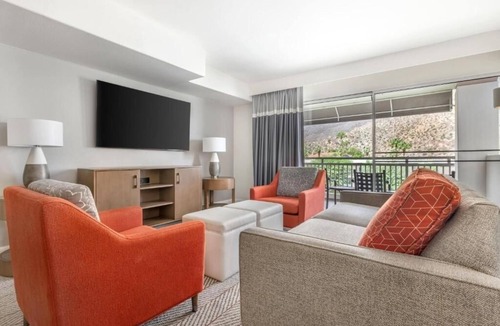 Canyon Corridor Hotel | Spacious 2 Units Close to Downtown Palm Springs Attractions