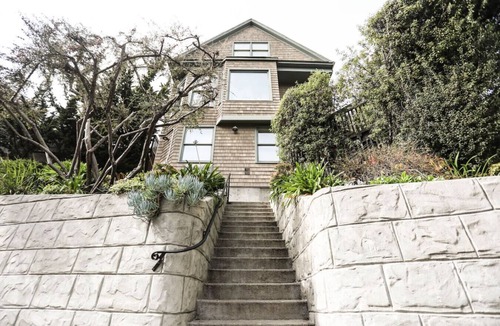Glen Park House | Spacious 3BR/2.5BA Glen Park home with patio