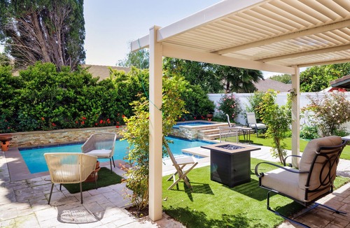 Saugus House | Spacious 4-bedroom house with WiFi, AC in enjoyable Santa Clarita
