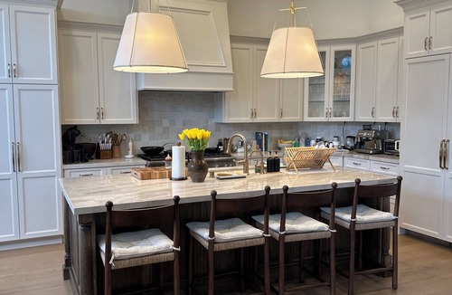 The Oaks House | Spacious 4-bedroom home in peaceful Calabasas “The Oaks”prestigious neighborhood
