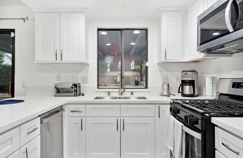 Palmdale House | Spacious 4-bedroom Palmdale Work-Ready Home + Pool
