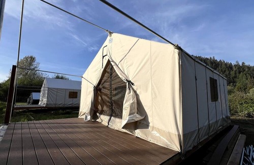 Klamath RV Rental | Spacious Safari Tent, Perfect for a Northern California Glamping Getaway near Fern Canyon