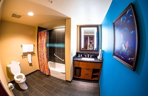 Bay Lake Resort | Spacious studio resort sleep 5 within 5 minute walk to Magic Kingdom
