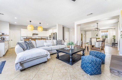 Terra Lago House | Stagecoach~Huge Gameroom~Saltwater Pool & Spa~4K2Q~Free Early Check-in!