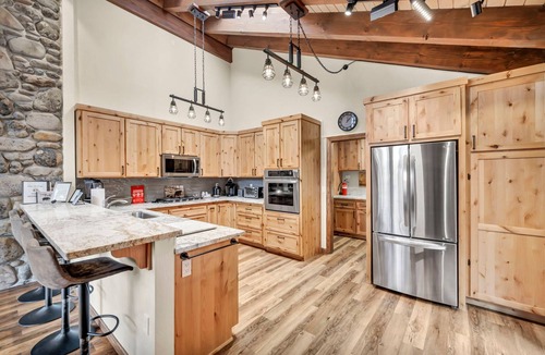 Elk Point House | Steps to Private Beach: Zephyr Cove Home w/Deck!