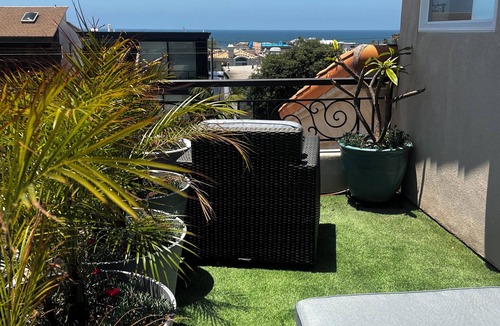 Hermosa Beach House | Steps to the beach Charming 1 bedroom/loft-2 patios in beautiful Hermosa Beach