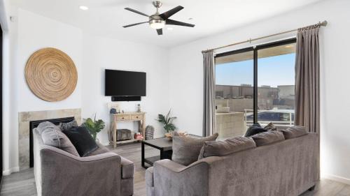 Oceano House | Strand Way A B by AvantStay