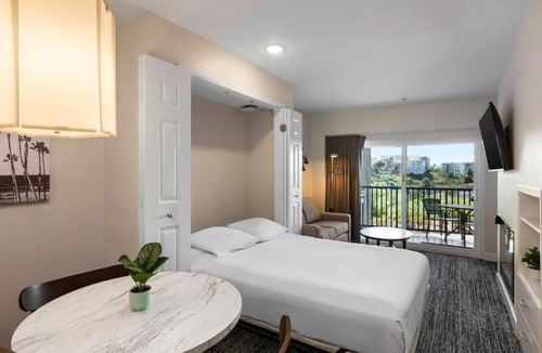 Oceanside Condo | Studio Condo in Oceanside Within Walking Distance to Ocean with Free Parking