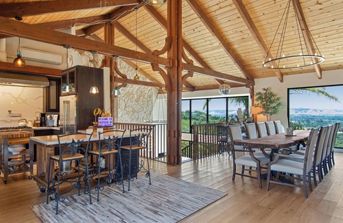 Sonoma House | Stunning Private Wine Country Estate - Epic Views - Pool - Hot Tub - Sunsets!