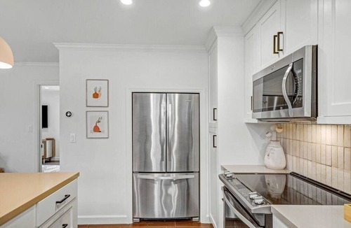 Napa Condo | Stylish Napa Stay Pool Access + 10 Min to DT